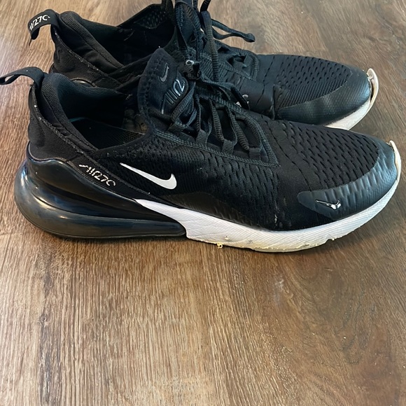 nike air 270 size 2.5
